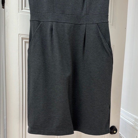 Comfy Work Dress - Picture 4 of 6